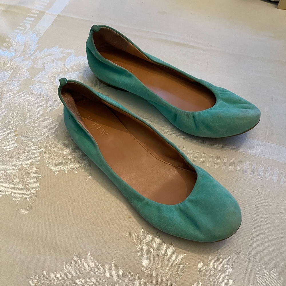 J Crew Suede Green Ballet Slippers Size 8M. Worn few times, good condition